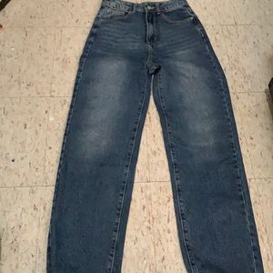 high waisted mom jeans